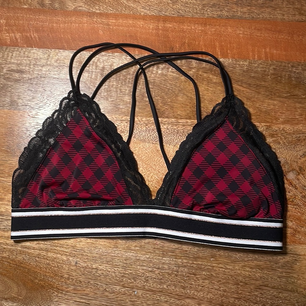 BRAND NEW SHIPS FAST 🔥